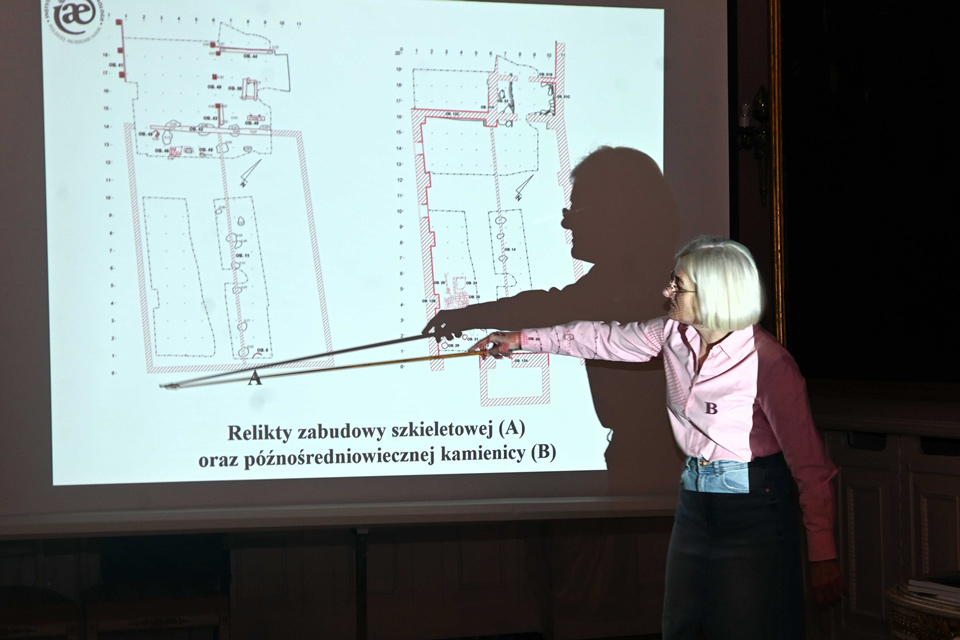 Beata Wywrot-Wyszkowska z Instytutu Archeologii i Etnologii PAN